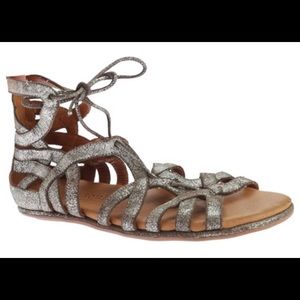 Gentle Souls size 8.5 Break My Heart sandals